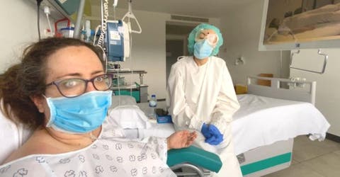 “Estuve 17 días intubada” – Sobrevive de milagro y explica cómo el COVID-19 ataca a los jóvenes