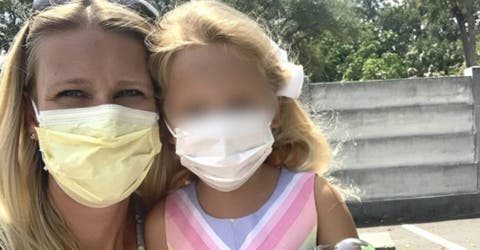 Una doctora pierde la custodia de su hija por atender a pacientes con coronavirus -«No es justo»