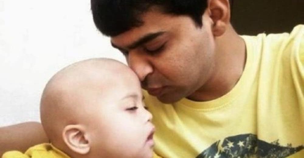 Lo reconocen como «la mejor madre» por adoptar al único niño del orfanato que nadie quería Lo reconocen como «la mejor madre» por adoptar al único niño del orfanato que nadie quería