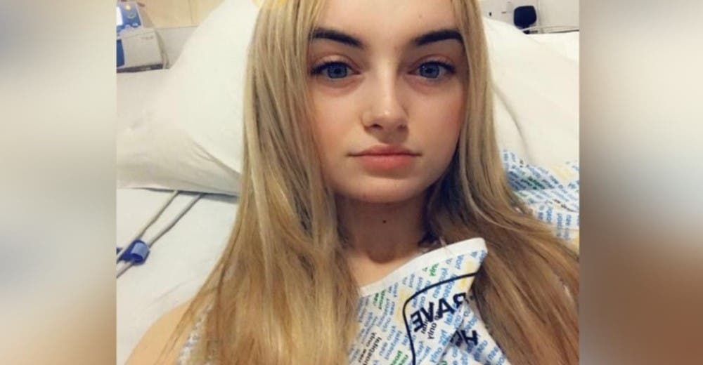 Una joven de 24 años deja paralizados a los médicos cuando le dicen que le amputarán una pierna