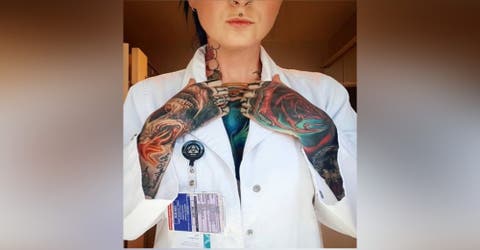Habla la mujer señalada por ser la doctora más tatuada de su país – «Viví un momento traumático»