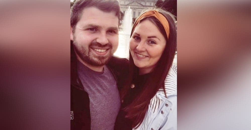 «Perdí 26 años de recuerdos»-Olvida todo repentinamente y su novio lucha por enamorarla de nuevo «Perdí 26 años de recuerdos»-Olvida todo repentinamente y su novio lucha por enamorarla de nuevo