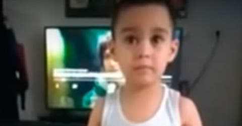 «Estoy harto de dibujar no joda» – Un niño reclama furioso porque le dejaron 7 tareas