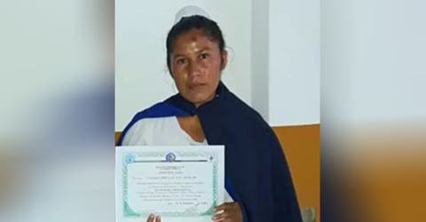 Una mujer indígena se gradúa de enfermera callando a quienes no creyeron en ella
