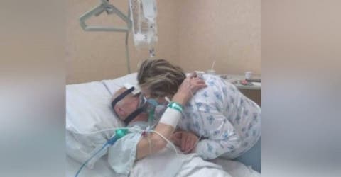 «Me voy a casa, te esperaré» – Le permiten despedirse de su amado esposo en el hospital