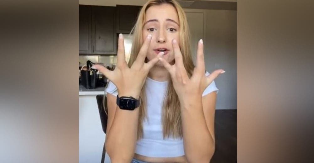Con sus dedos incompletos y una sola pierna le pide a la gente más respeto y empatía Con sus dedos incompletos y una sola pierna le pide a la gente más respeto y empatía