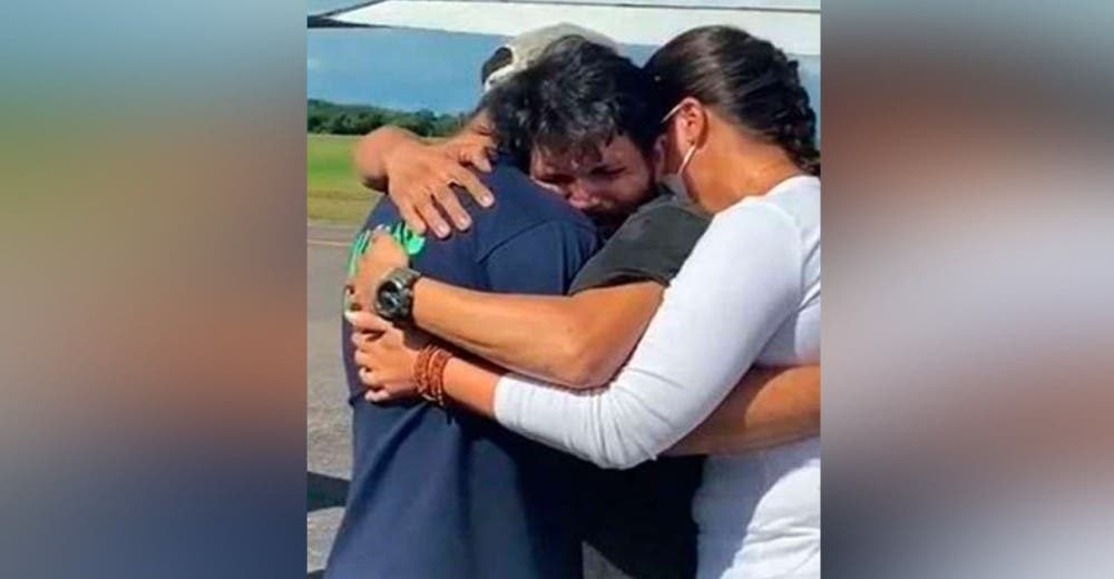 El piloto dado por muerto tras un accidente aéreo sobrevive 36 días en la selva El piloto dado por muerto tras un accidente aéreo sobrevive 36 días en la selva