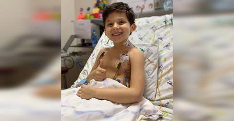 Pierden a su hijo y salvan al niño de 6 años que necesitaba un corazón para seguir viviendo