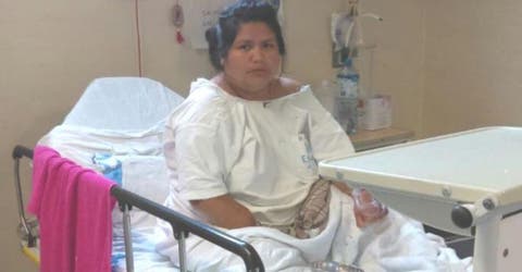 Pide justicia tras ingresar al hospital por apendicitis y que amputaran sus manos y pies