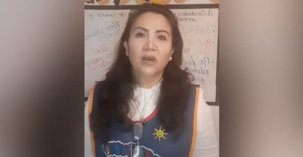 Una maestra reclama que los padres de sus «burros» alumnos celebren sus bajas calificaciones Una maestra reclama que los padres de sus «burros» alumnos celebren sus bajas calificaciones