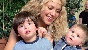 Shakira se lleva a sus hijos a Estados Unidos a pesar del enojo de Piqué – «¿Cómo que no?»