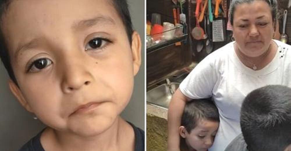 Niño vende su juguete para ayudar a su madre desempleada: “Quiero leche y pan”